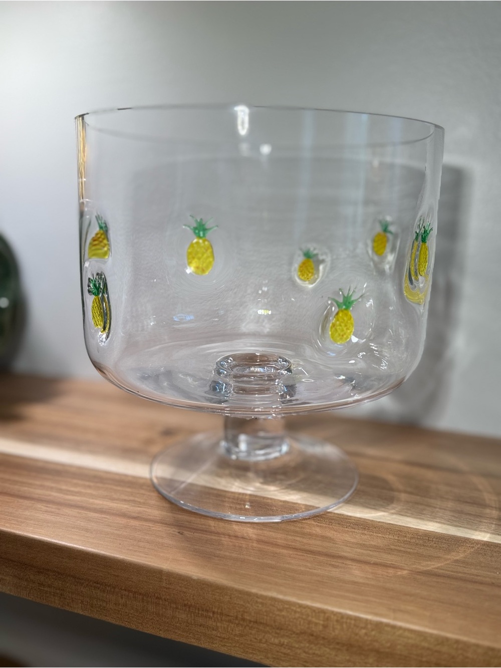 Anthropologie Penelope Pineapple Footed Glass Dessert Trifle Bowl Dish 8 1/4"